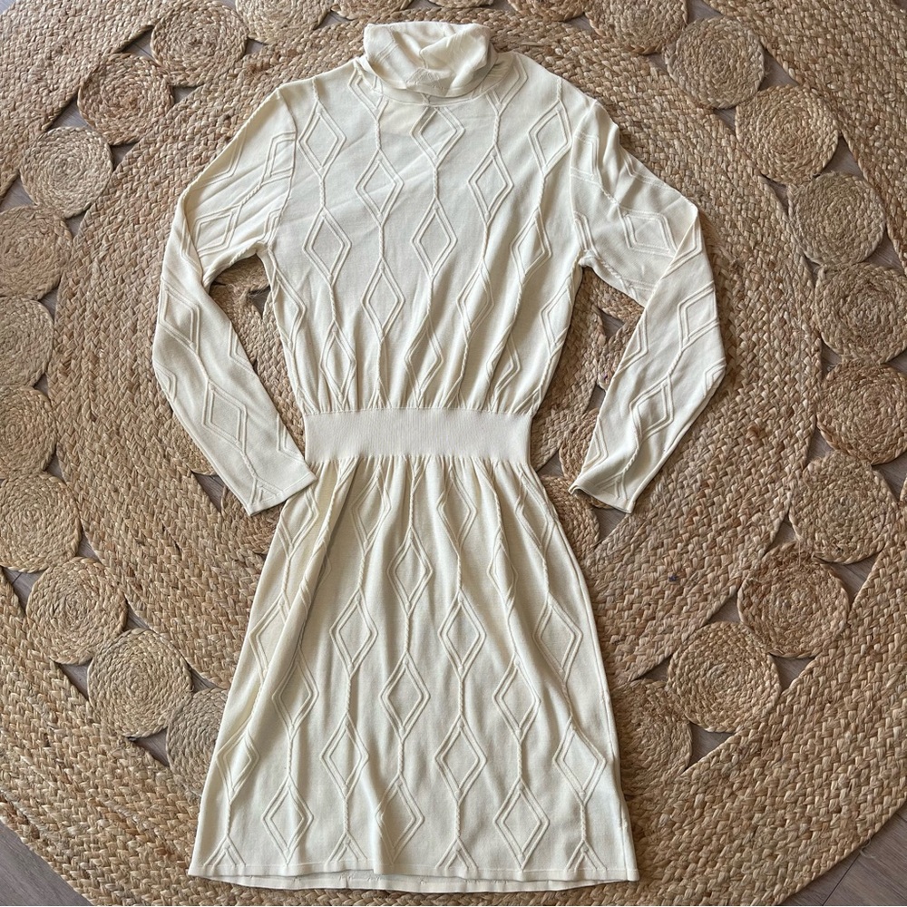 Women's Revolve Callahan Knitwear Nayeli Dress Size M NWT